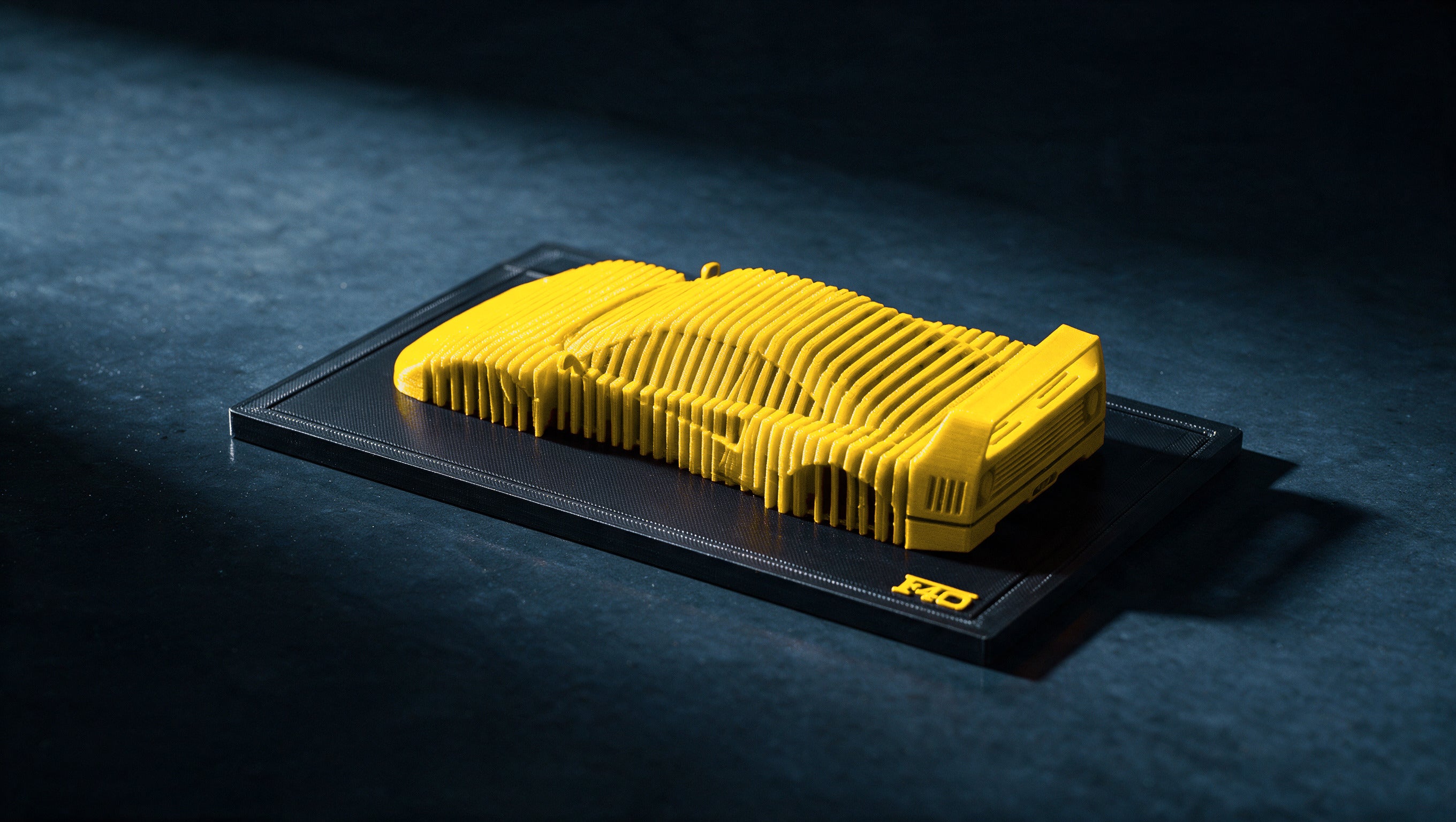Ferrari F40 layered display, base edition, Giallo Modena