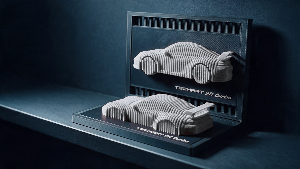 911 Turbo 992 TechArt — Layered Display