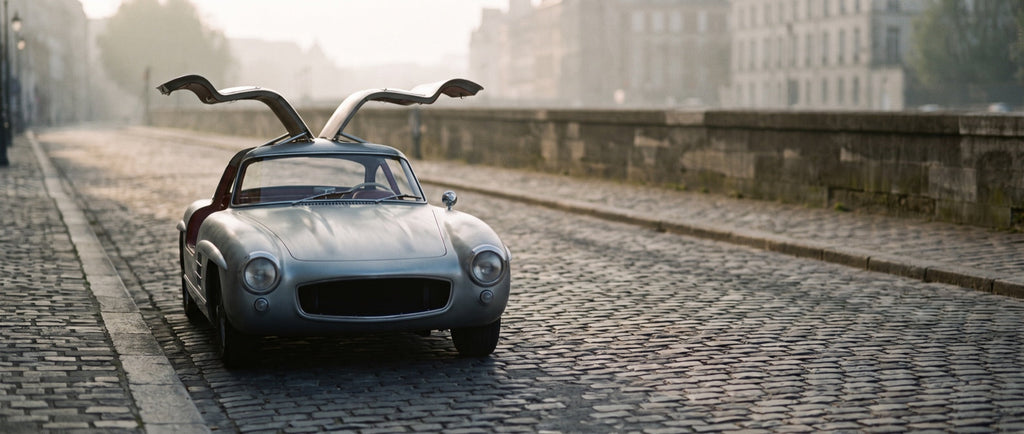 Gullwing 300 SL — Layered Display